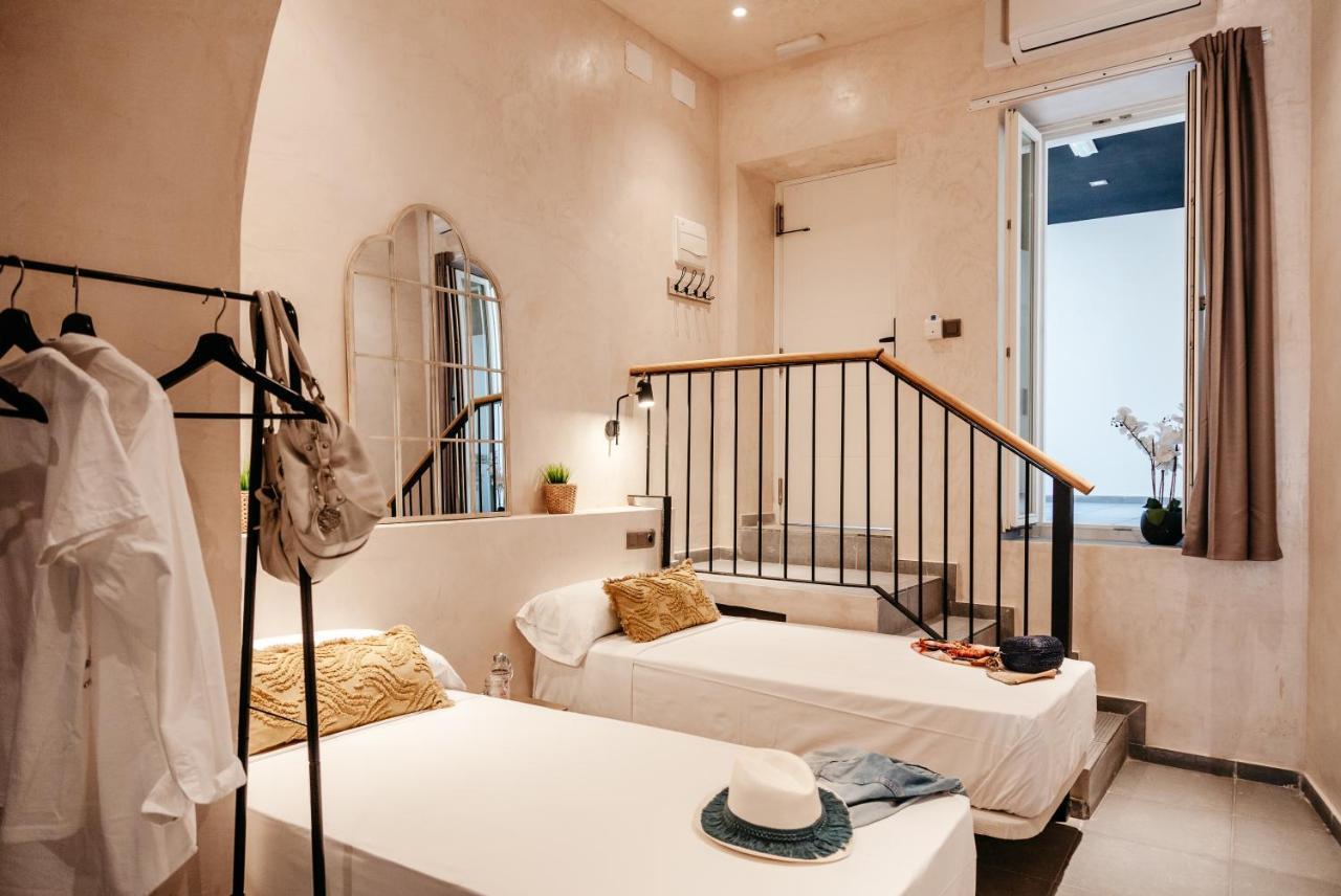 Отель Astuto Boutique Jerez - Adults Only Херес-де-ла-Фронтера Экстерьер фото