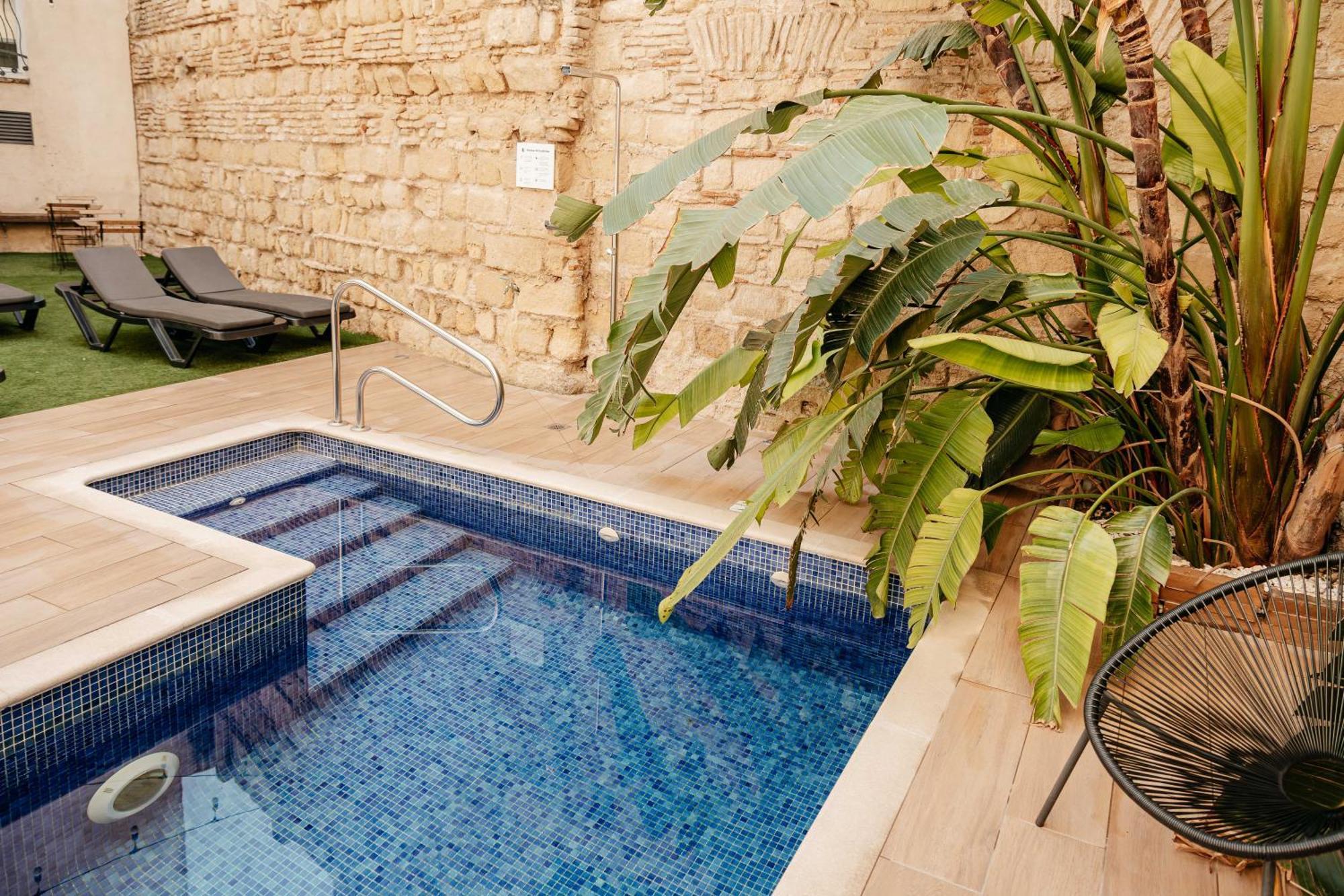 Отель Astuto Boutique Jerez - Adults Only Херес-де-ла-Фронтера Экстерьер фото