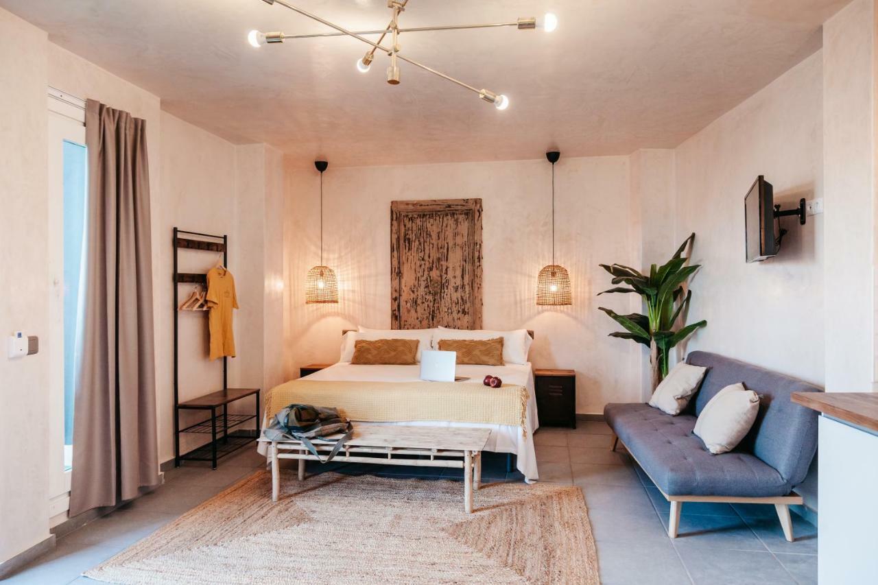 Отель Astuto Boutique Jerez - Adults Only Херес-де-ла-Фронтера Экстерьер фото